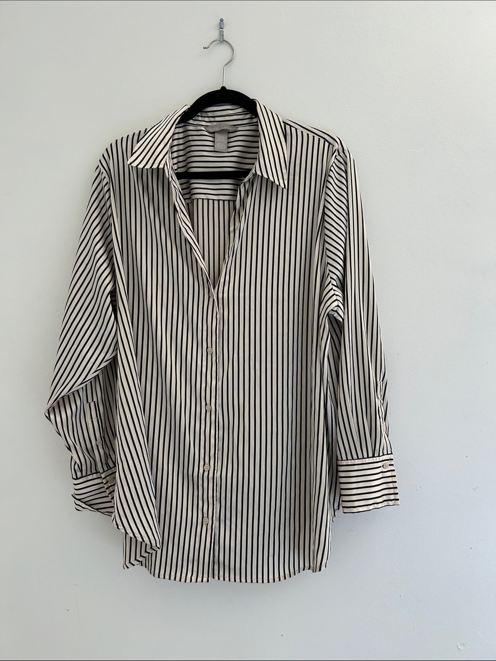 H&M Black and White Vertical Stripe Blouse